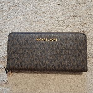 Authentic Michael Kors Wallet